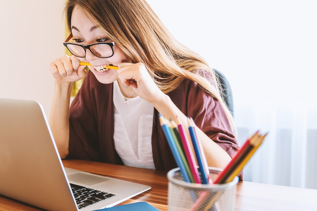 家で教育資格を効率よく勉強する方法は？