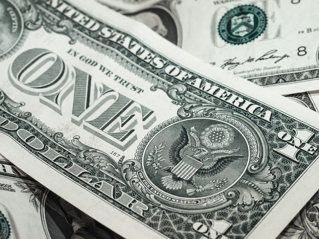 主婦が在宅で取得できるお金になる資格は？